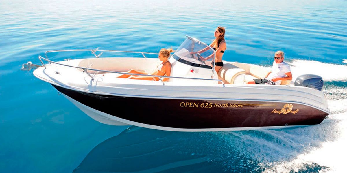 How much does it cost to rent a boat in Ibiza?